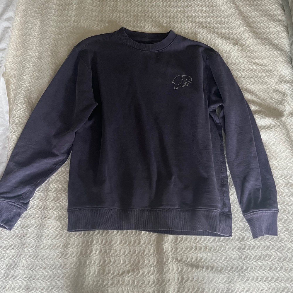 crew neck